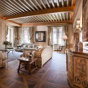 Historical Center - 165 Square Meter - 3 Bedrooms & 3 Bathrooms Annecy