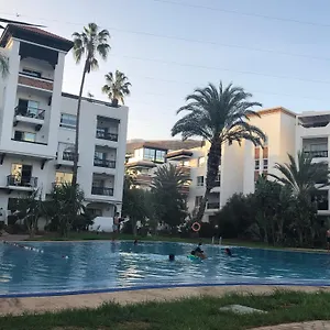 Marina Family Sunny Apartment